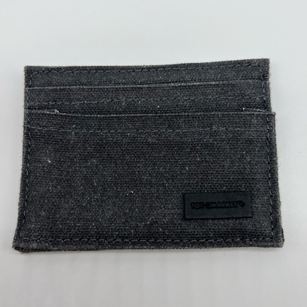 TOTHEMARKET Mens Distressed Slim Card Case Wallet in Camo